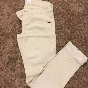 Cabi cream/beige crop pants